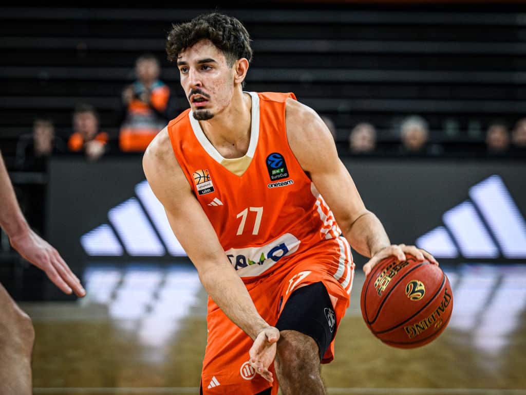 Neu-Ulm, Germany - December 18: Ben Saraf of ratiopharm ulm controls the Ball during the EuroCup match between ratiopharm ulm and Wolves Twinsbet Vilnius at ratiopharm Arena on December 18, 2024 in Neu-Ulm, Germany. (Photo by Harry Langer/DeFodi Images via Getty Images)